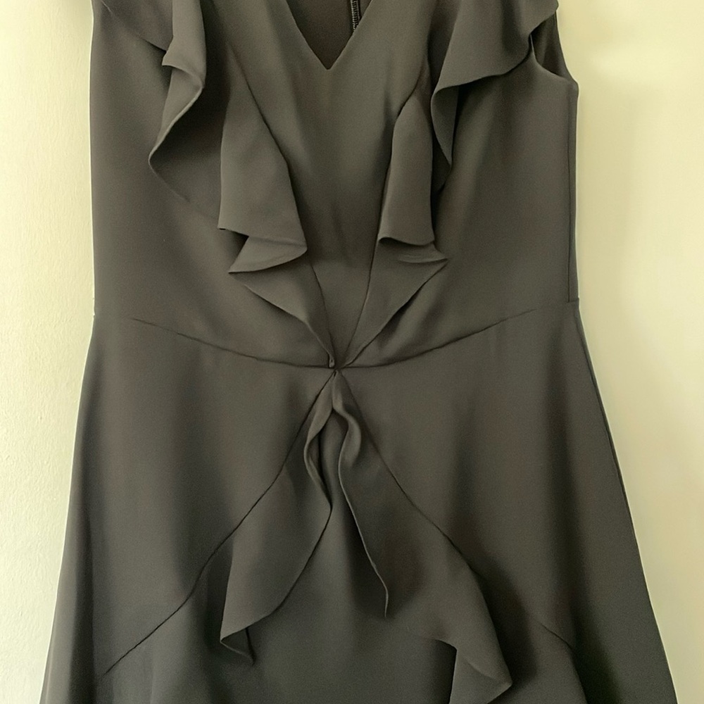 BCBGMaxAzria Black Dress 🖤💖 WORN ONCE - Picture 3 of 11